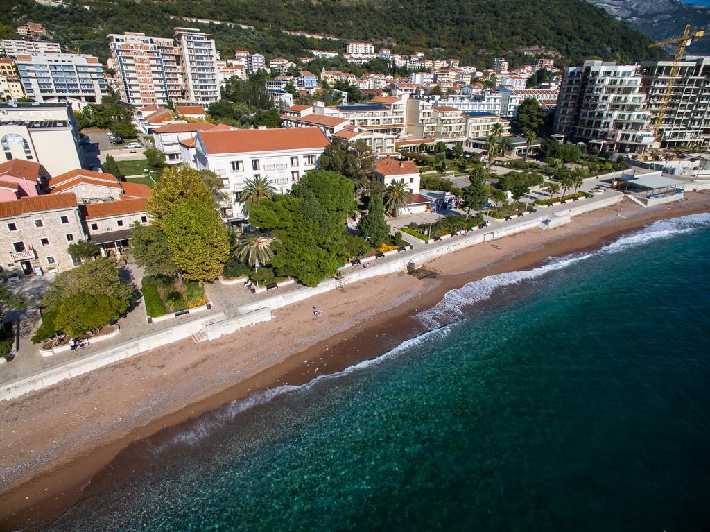 De Lux Apartments Petrovac 外观 照片