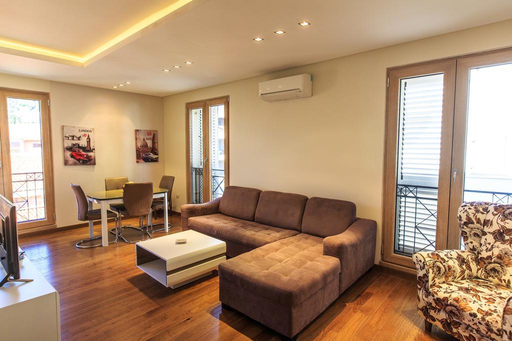De Lux Apartments Petrovac 外观 照片
