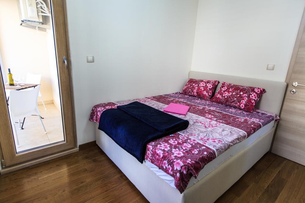 De Lux Apartments Petrovac 外观 照片