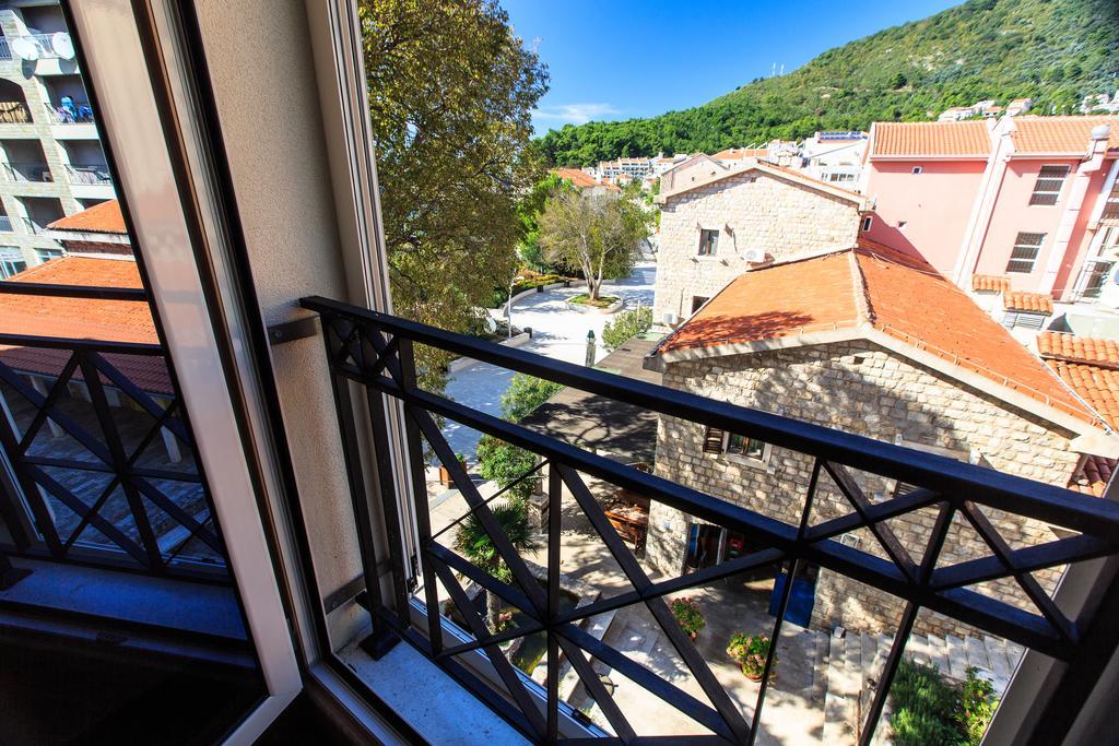 De Lux Apartments Petrovac 外观 照片