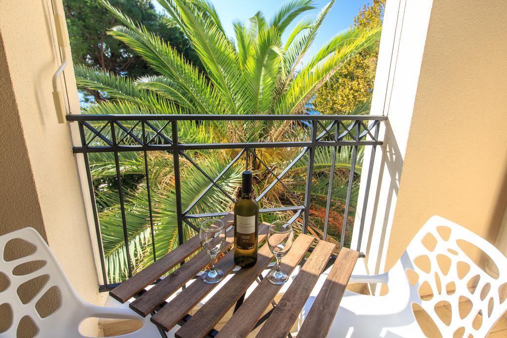 De Lux Apartments Petrovac 外观 照片