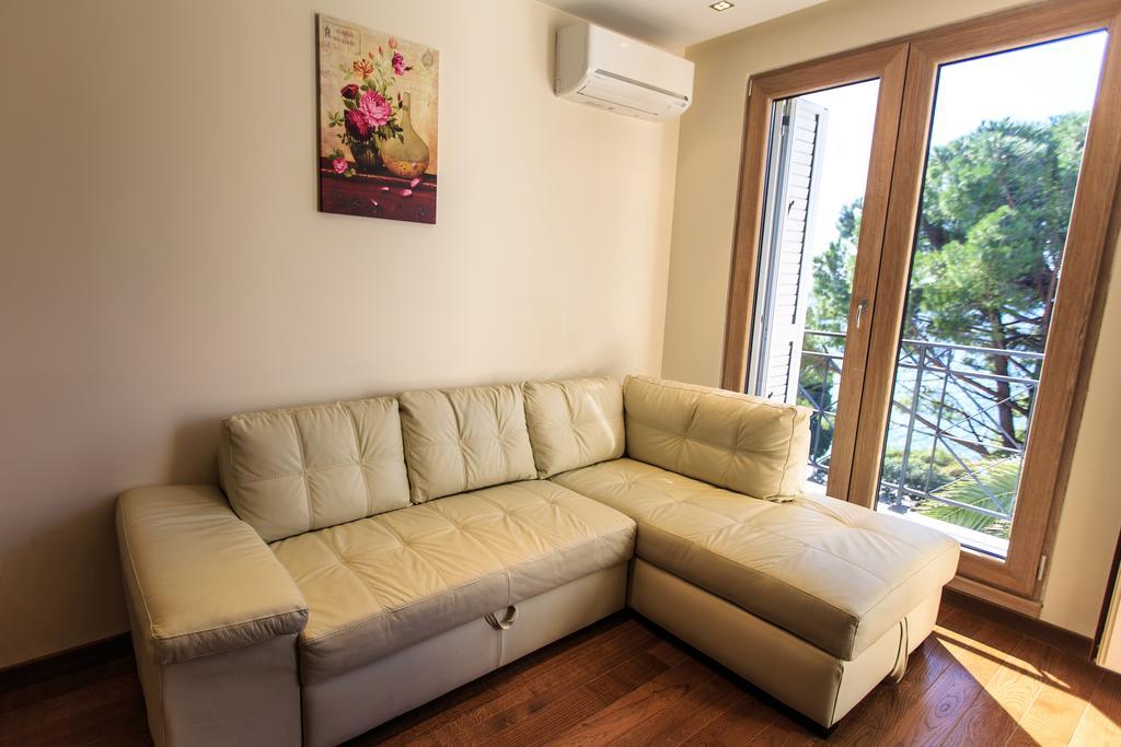 De Lux Apartments Petrovac 外观 照片