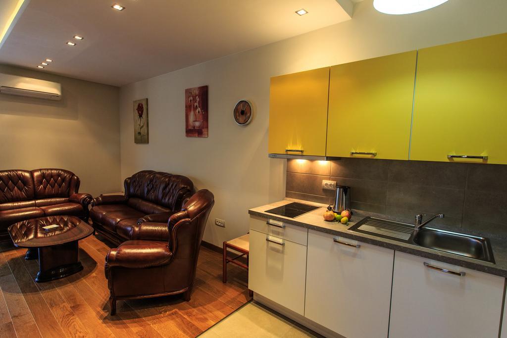 De Lux Apartments Petrovac 外观 照片