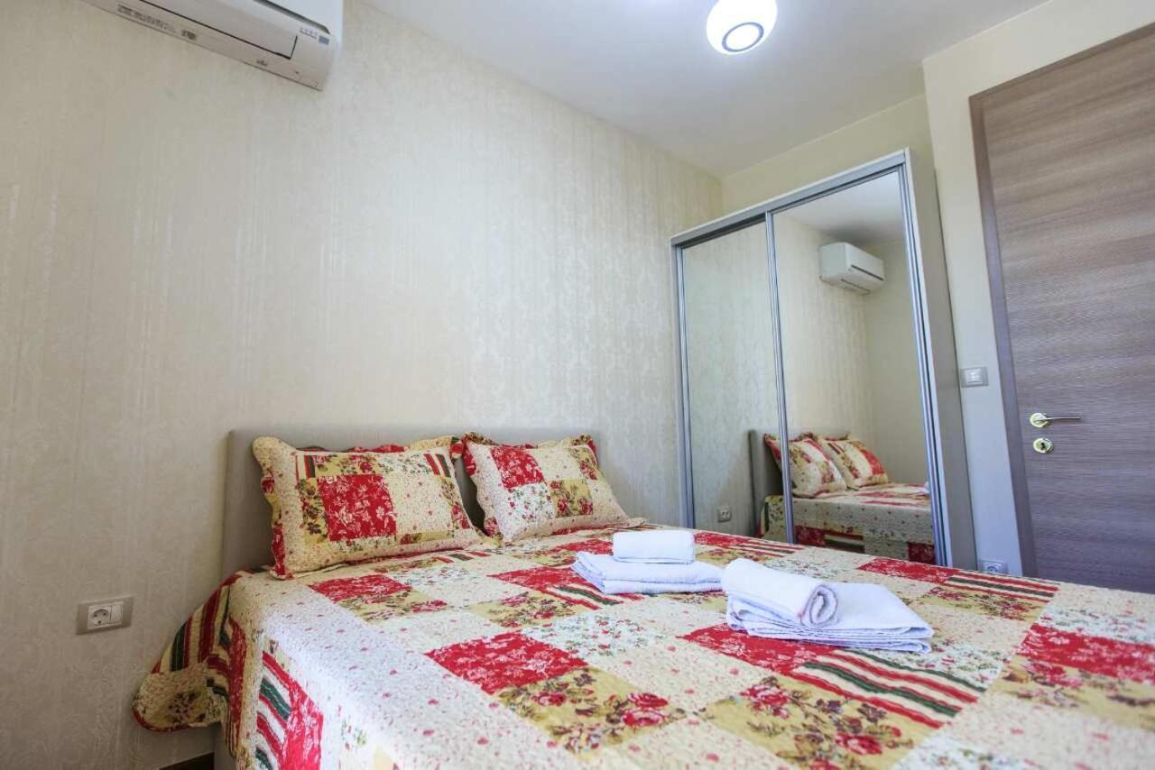 De Lux Apartments Petrovac 外观 照片